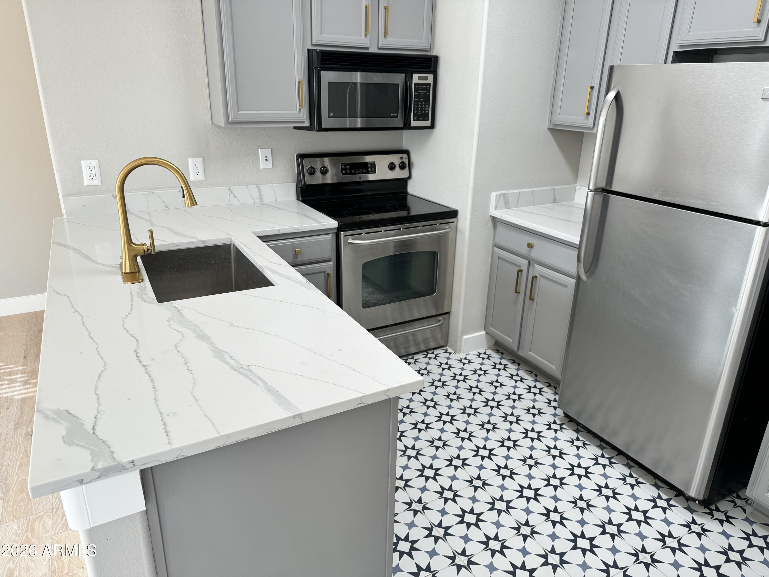 2134 East Broadway Road, Unit 2065 Tempe, AZ 85282 - Photo 3 of 13 IMG_0234