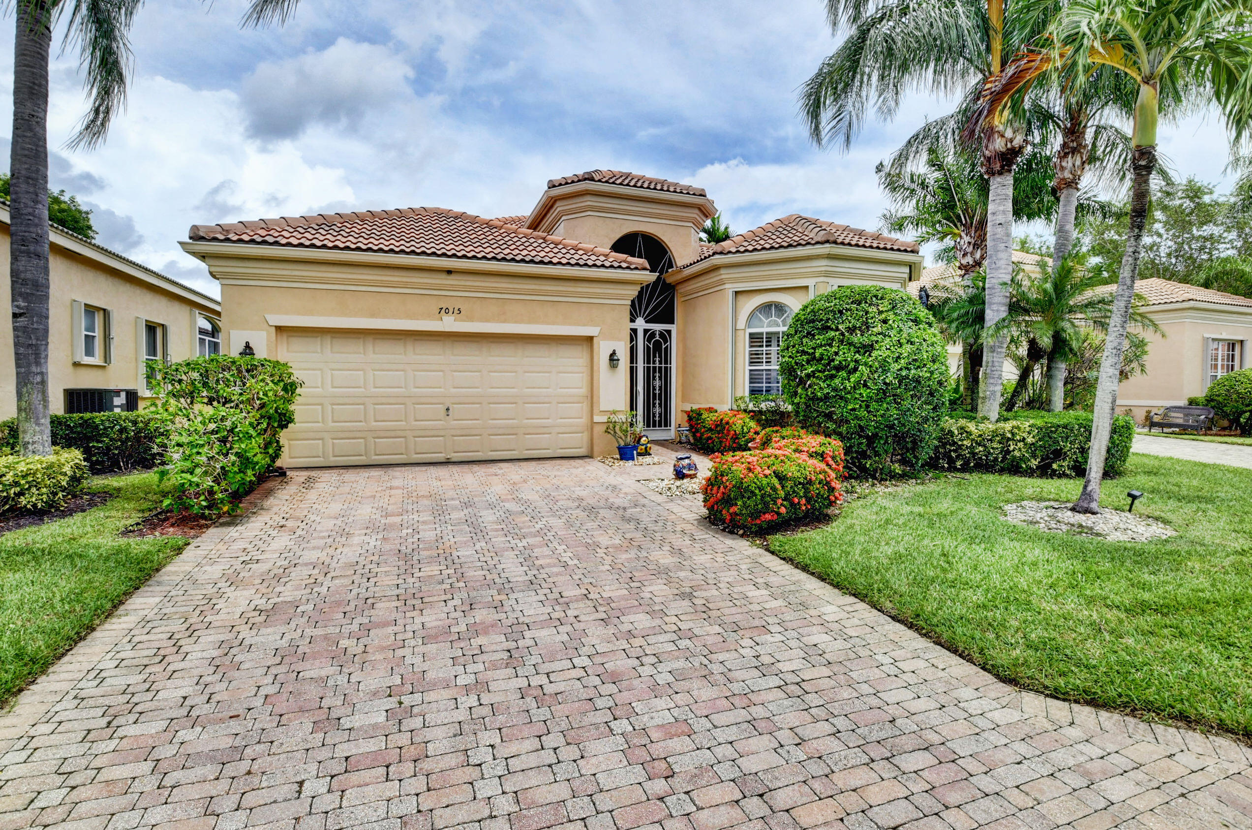 7015 Vivaldi Lane Delray Beach, FL 33446 - Photo 2 of 70 DSC_1260_1_2_3_4
