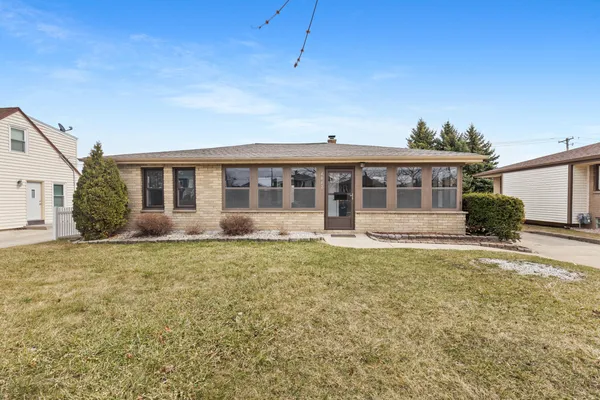 $369,900 | 4842 South 26th Street, Milwaukee, WI 53221