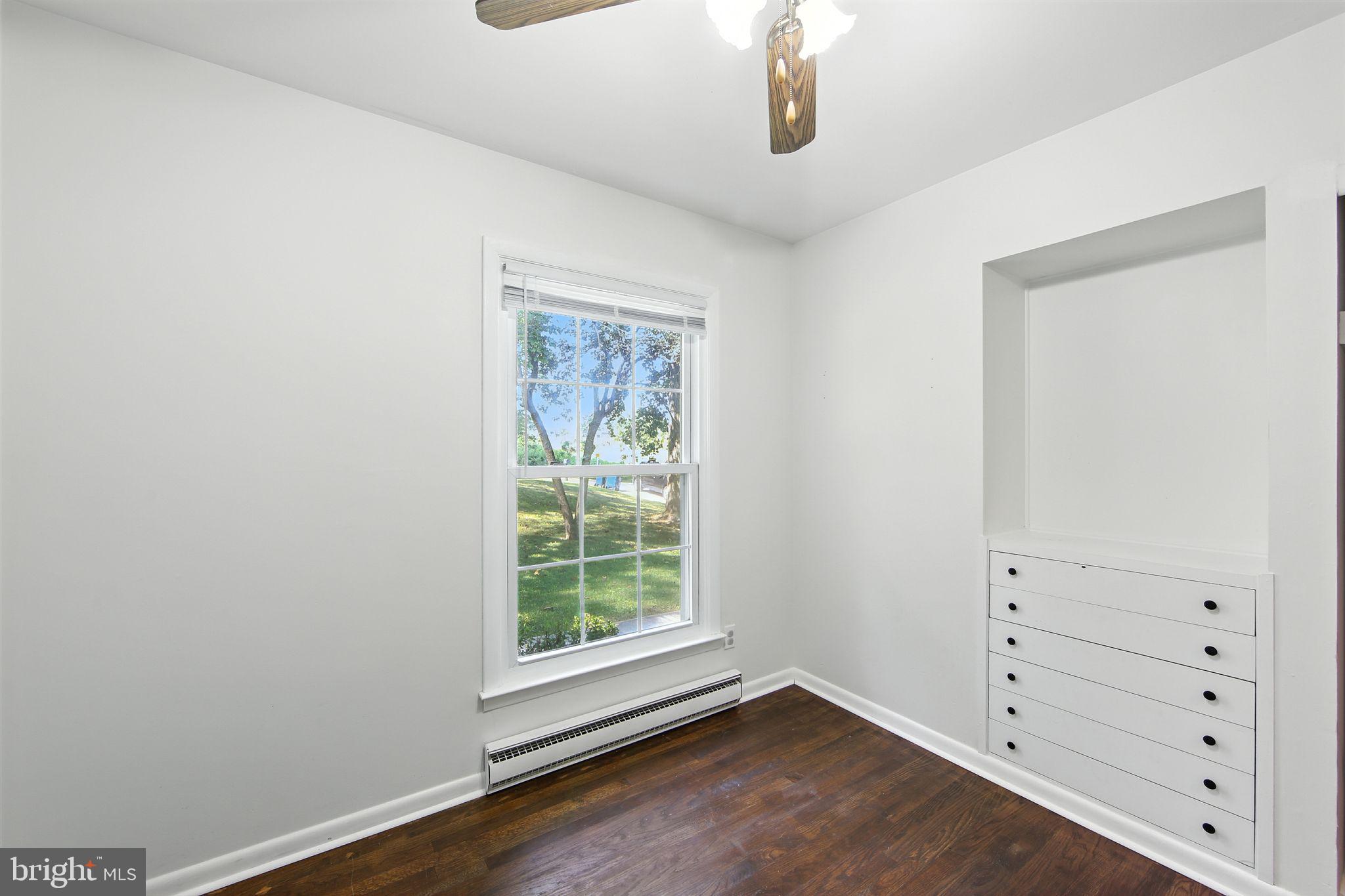812 Mennonite Road Royersford, PA 19468 - Photo 23 of 35 3rd bedroom-built-in shelving
