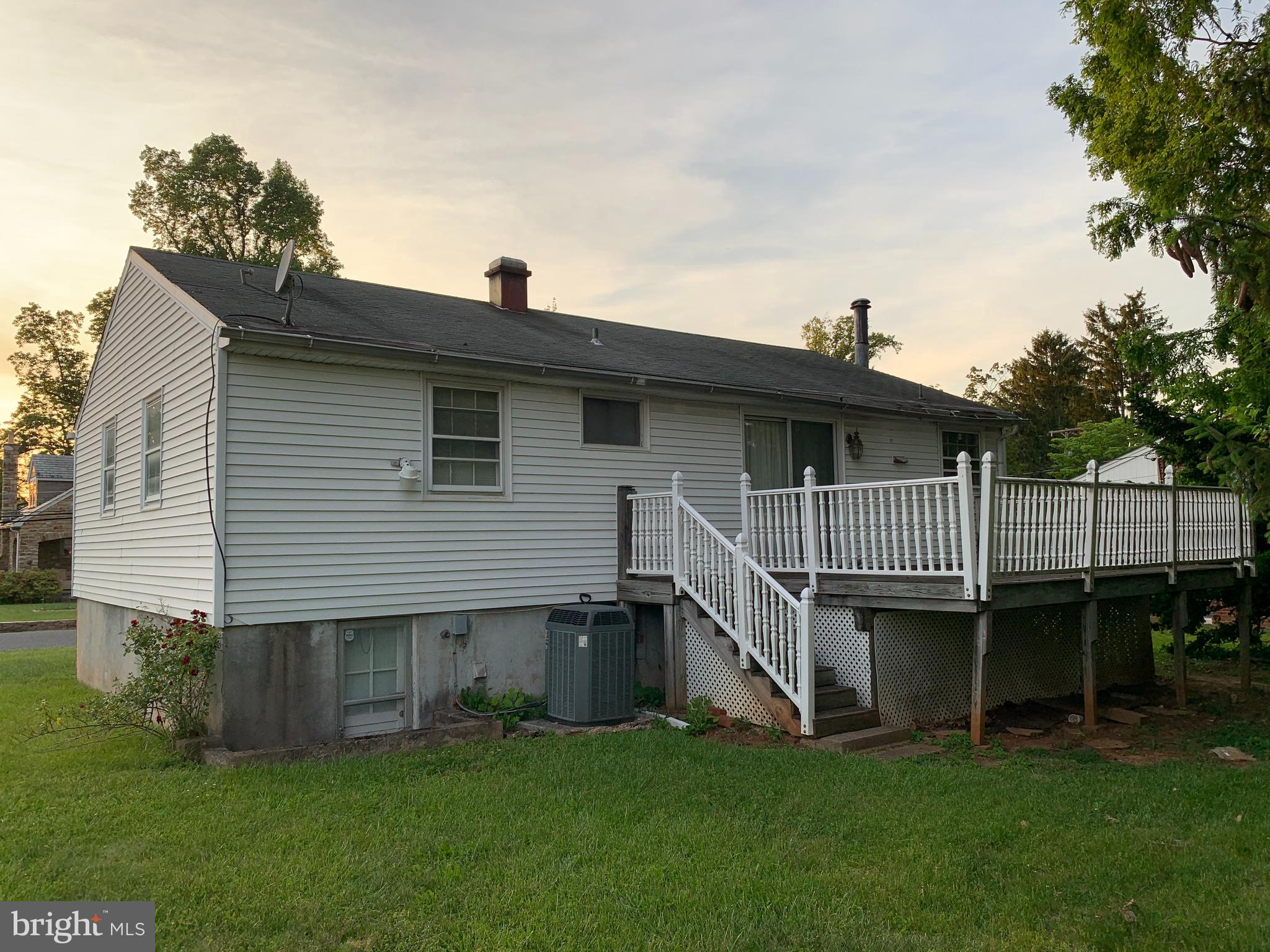 3503 St James Road Baltimore, MD 21244 - Photo 2 of 17