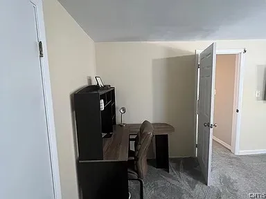 $3,000 | 6049 South Bay Road, Cicero, NY 13039