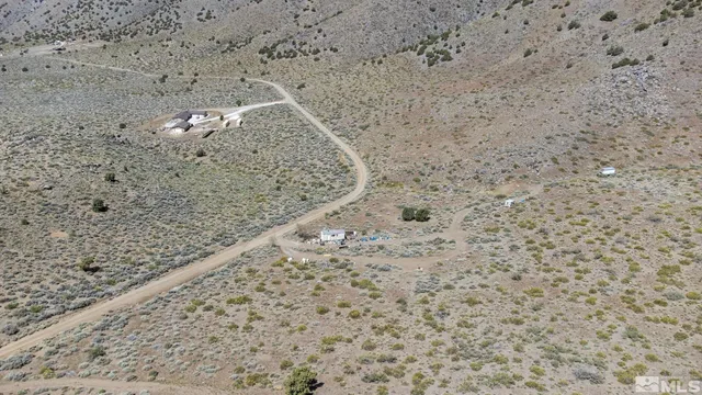 a view of a dry field