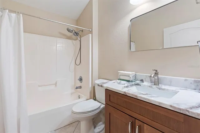 $475,000 | 6838 Shimmering Drive, Lakeland, FL 33813