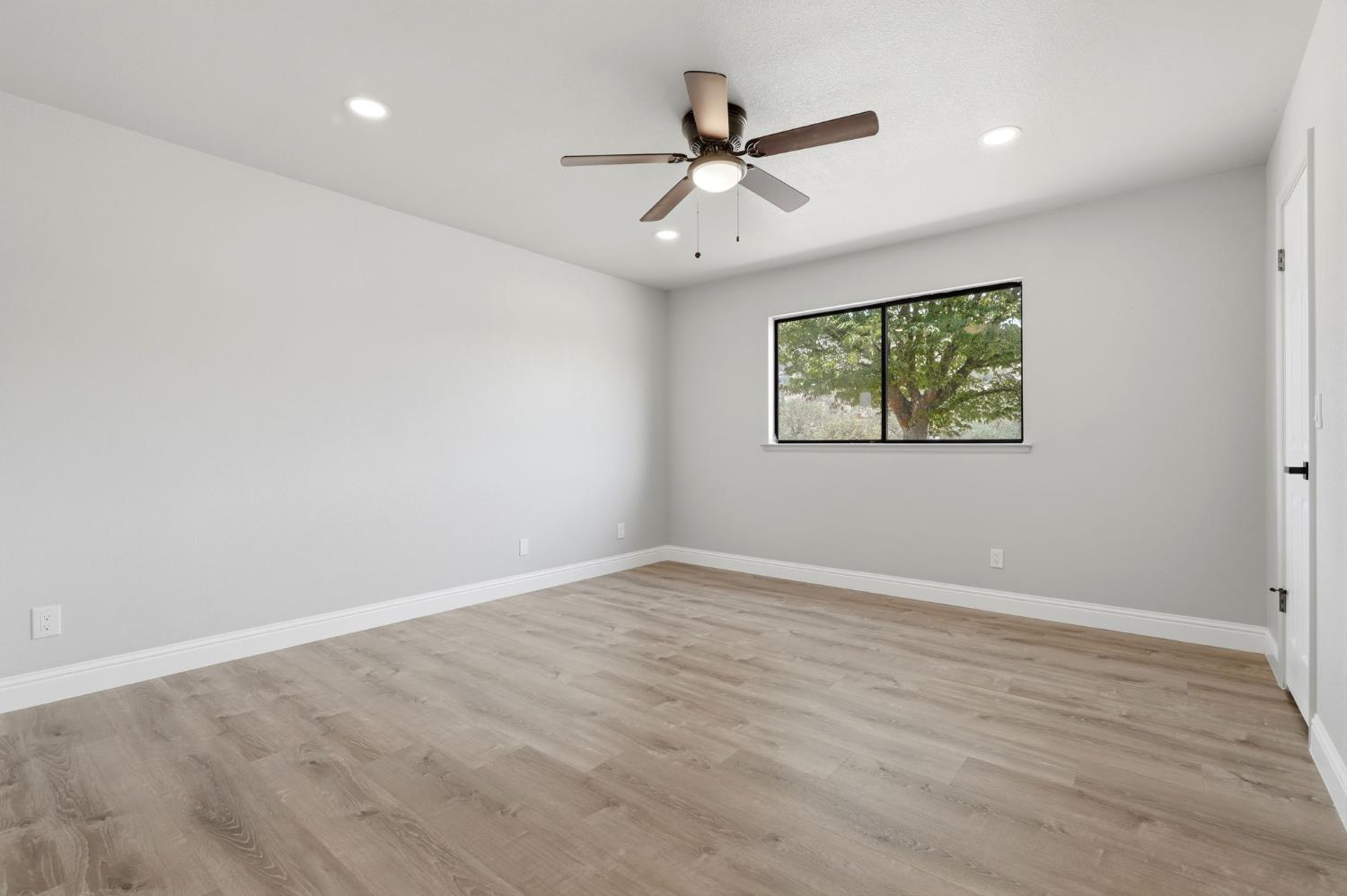 37307 Mistletoe Road Yokuts Valley, CA 93675 - Photo 31 of 47 Gallery Image 31