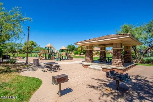 $2,750 | 231 East Krista Way, Tempe, AZ 85284