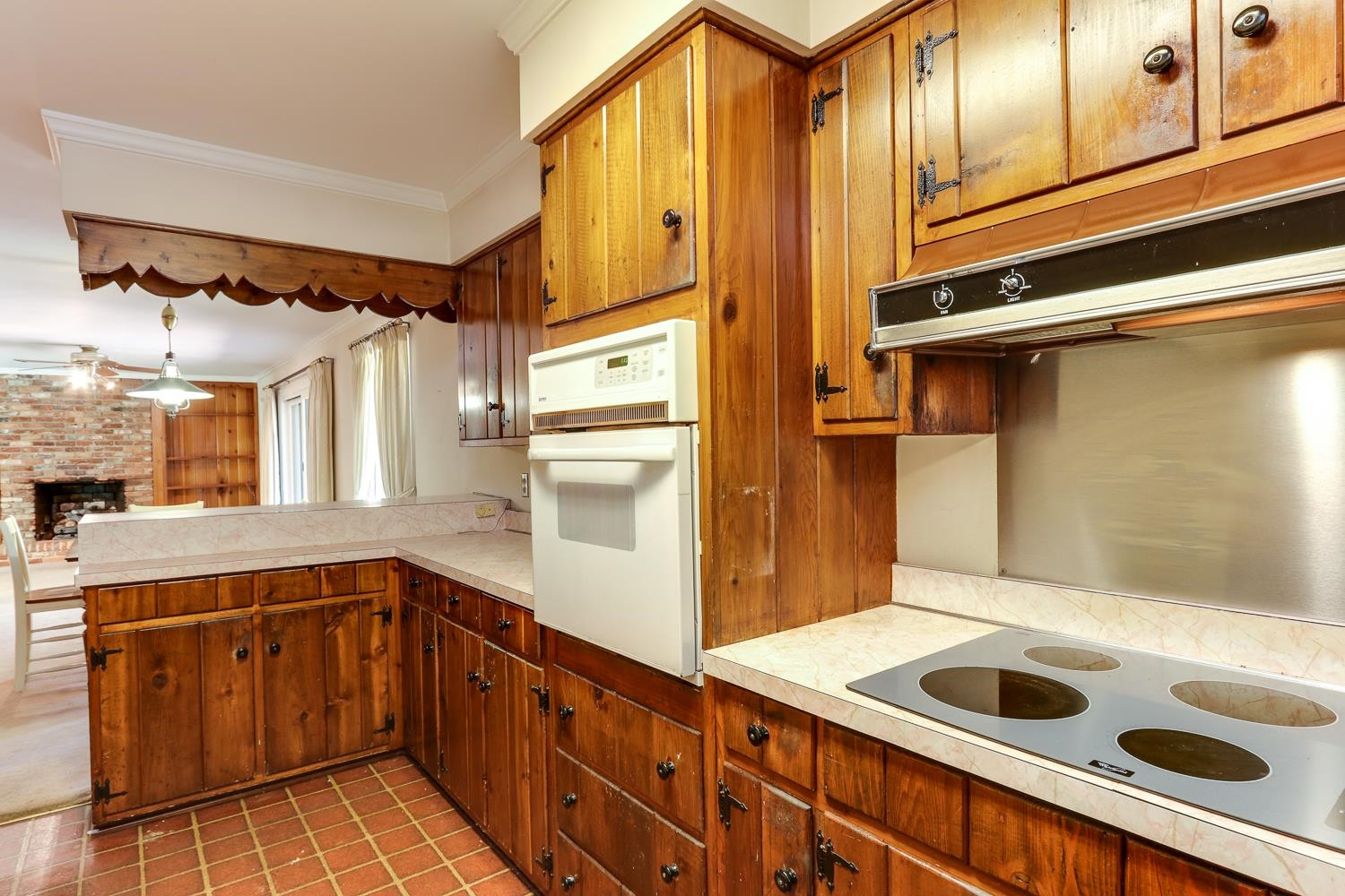 2600 Churchill Road Raleigh, NC 27608 - Photo 11 of 29 Kitchen
