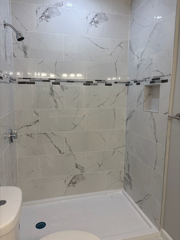 184 Avenue C, Unit 4 Woonsocket, RI 02895 - Photo 9 of 14