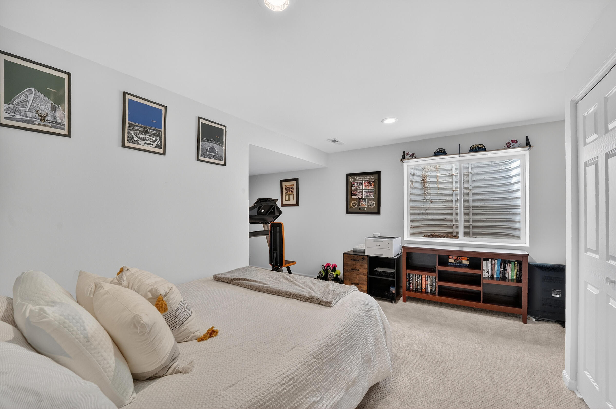 W199N17111 Ridgeway Drive Jackson, WI 53037 - Photo 19 of 29 Bedroom 4 LL