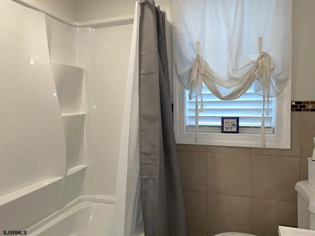 $2,200 | 111 10th Street South, Unit B, Brigantine, NJ 08203