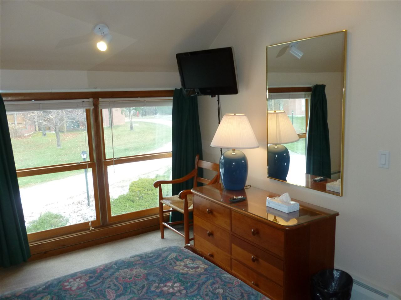536 East Mountain Road, Unit 76 Killington, VT 05751 - Photo 13 of 18 Gallery Image 13