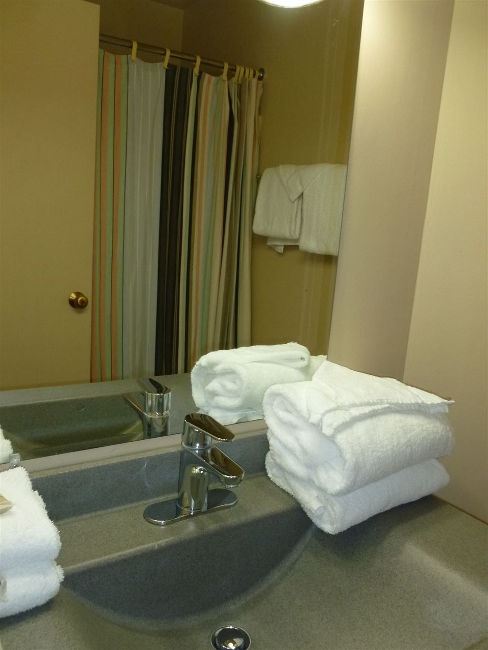 536 East Mountain Road, Unit 76 Killington, VT 05751 - Photo 17 of 18 Gallery Image 17