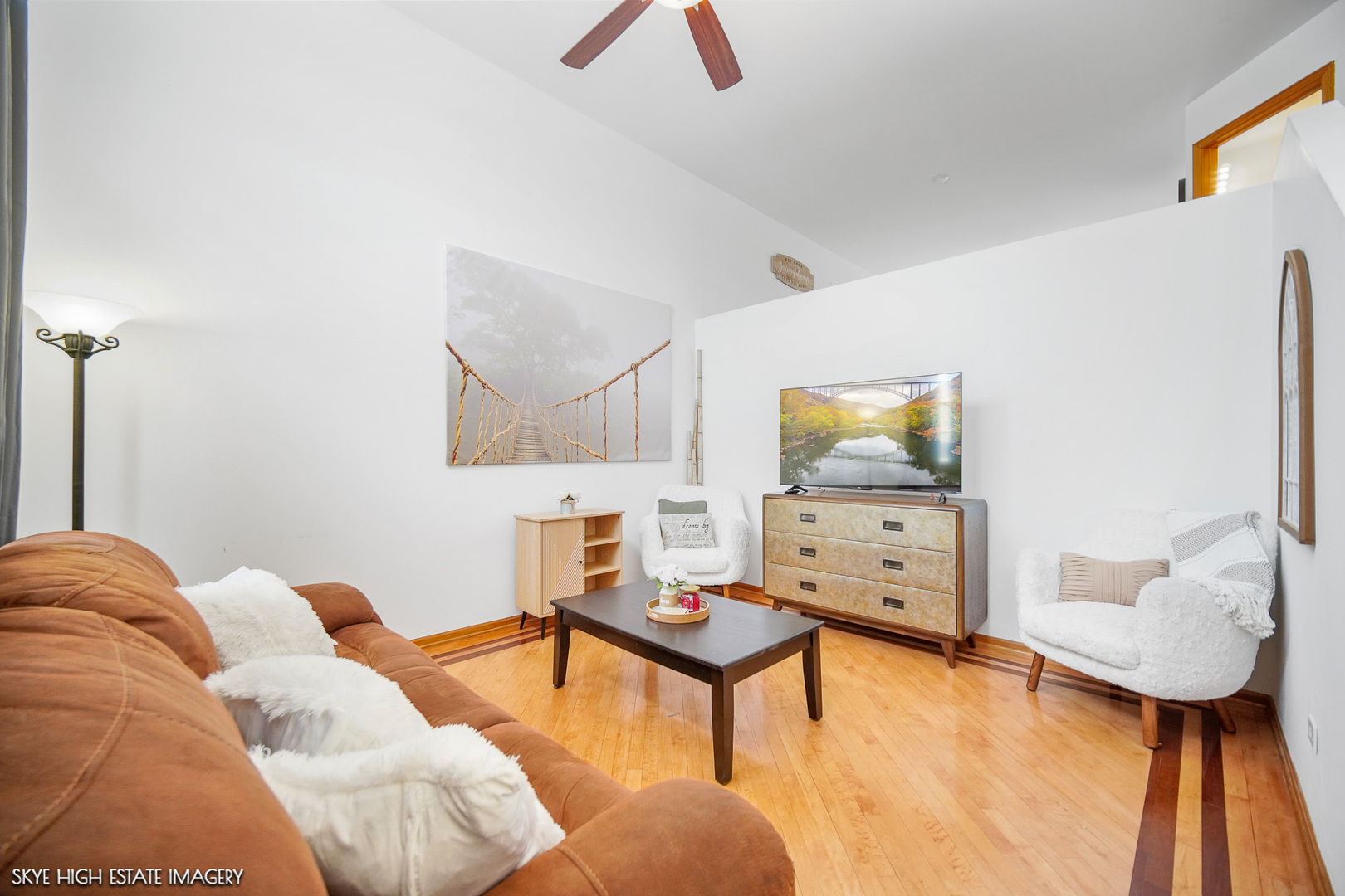 632 Spring Leaf Drive Joliet, IL 60431 - Photo 3 of 18