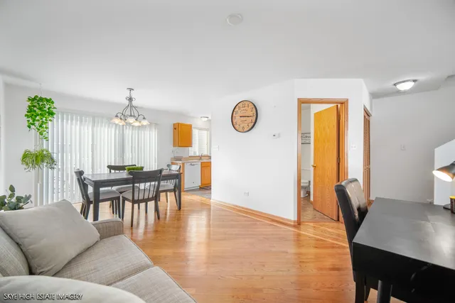 $3,100 | 632 Spring Leaf Drive, Joliet, IL 60431