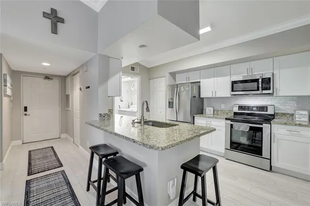 $344,000 | 4670 St Croix Lane, Unit 632, Naples, FL 34109