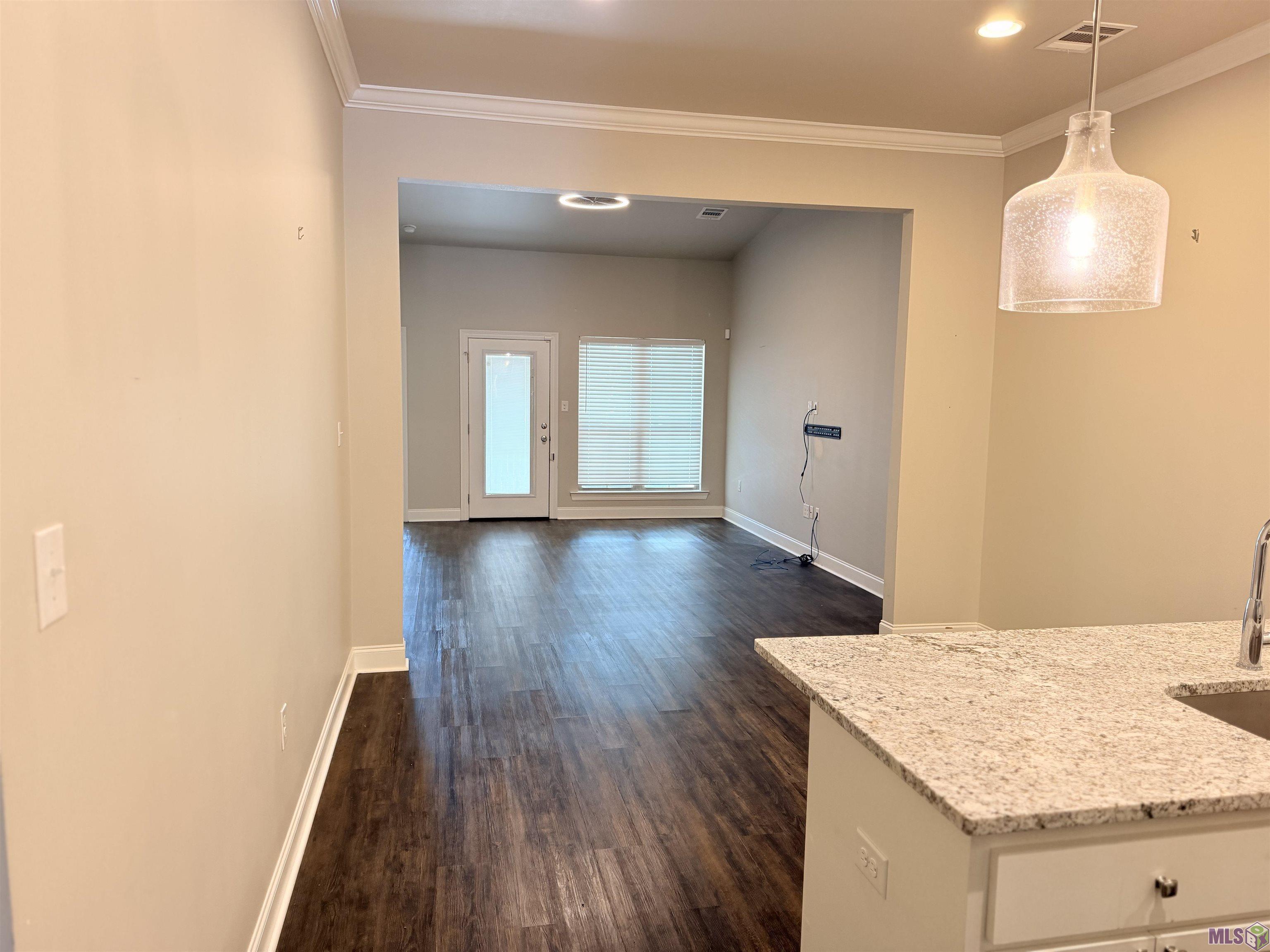 11582 Cottagecreek Road Baton Rouge, LA 70816 - Photo 5 of 27