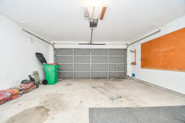 $2,100 | 14935 Chestnut Falls Drive, Cypress, TX 77433