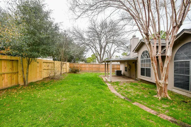 $2,100 | 14935 Chestnut Falls Drive, Cypress, TX 77433