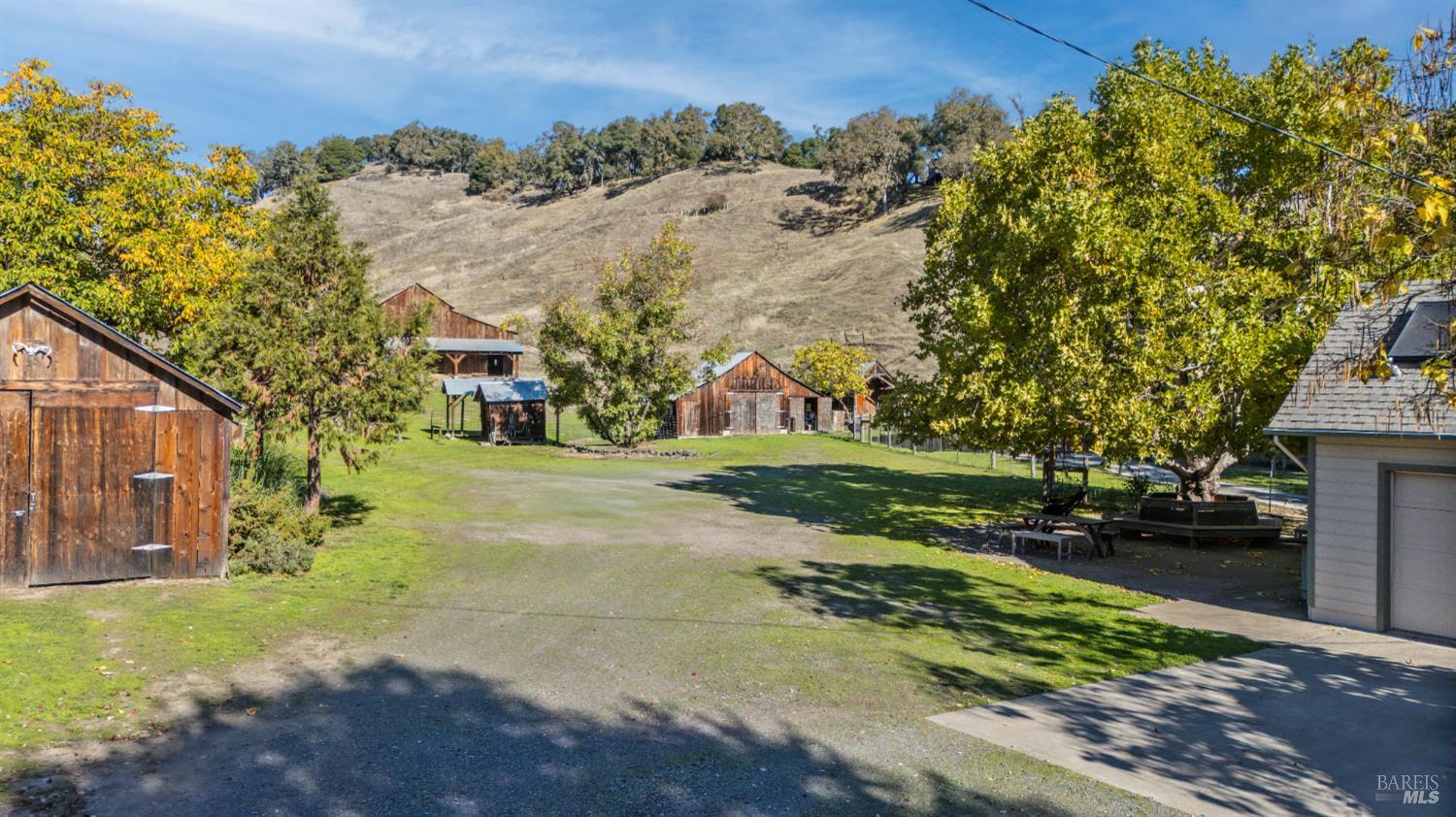 7420 Eastside Potter Valley Road Ukiah, CA 95482 - Photo 33 of 47