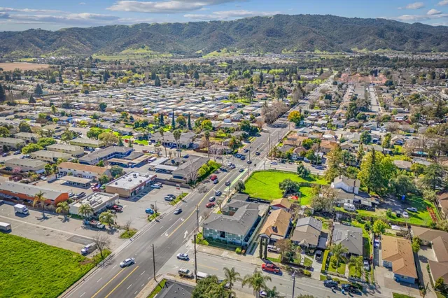 $2,700,000 | 7001 Eigleberry Street, Gilroy, CA 95020