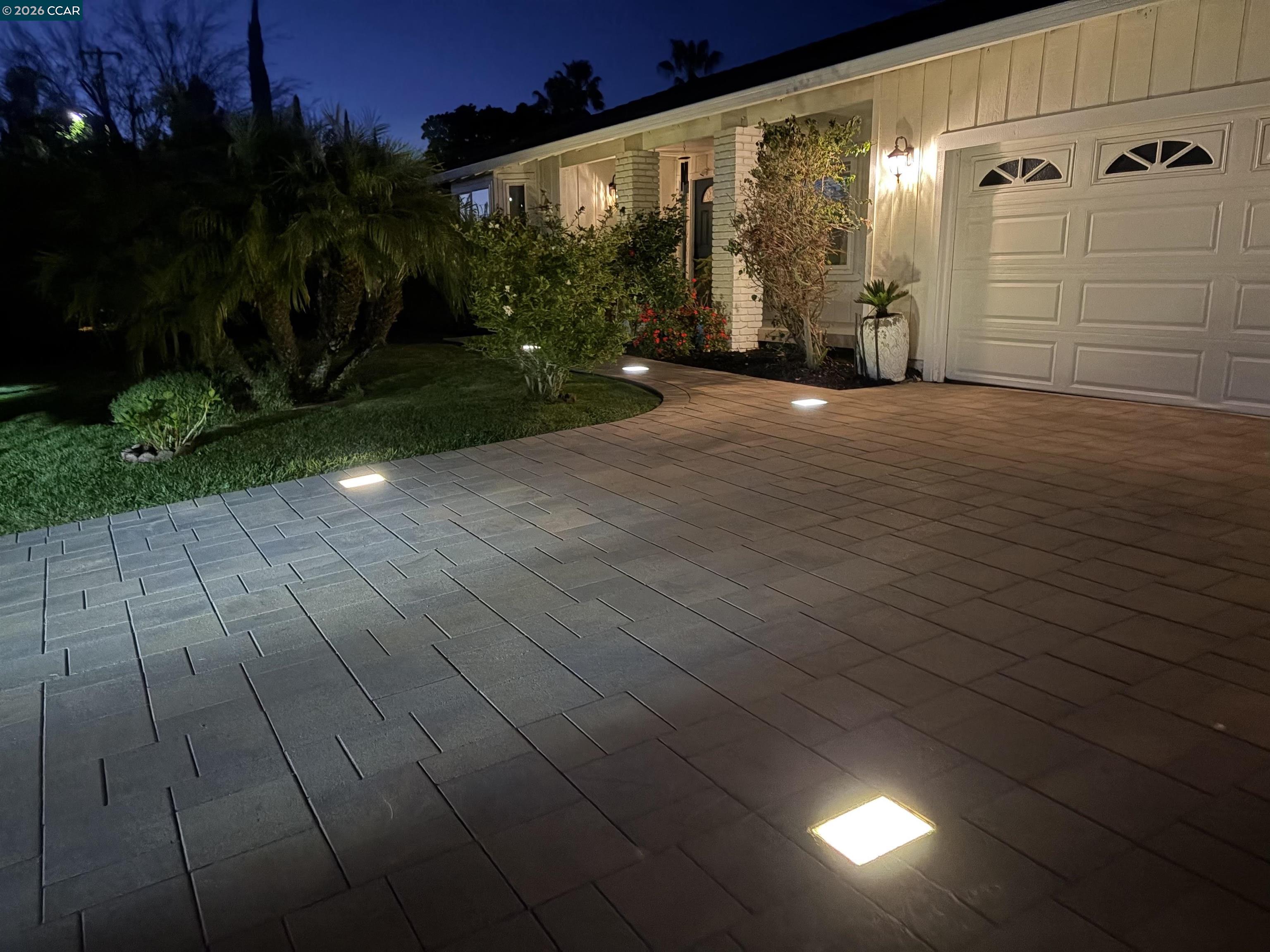 4151 Storey Lane Concord, CA 94518 - Photo 4 of 35