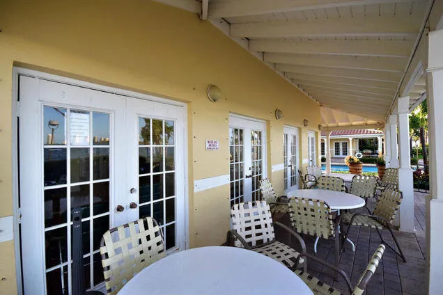 $1,850 | 1135 Lake Shore Drive, Unit 206, Lake Park, FL 33403