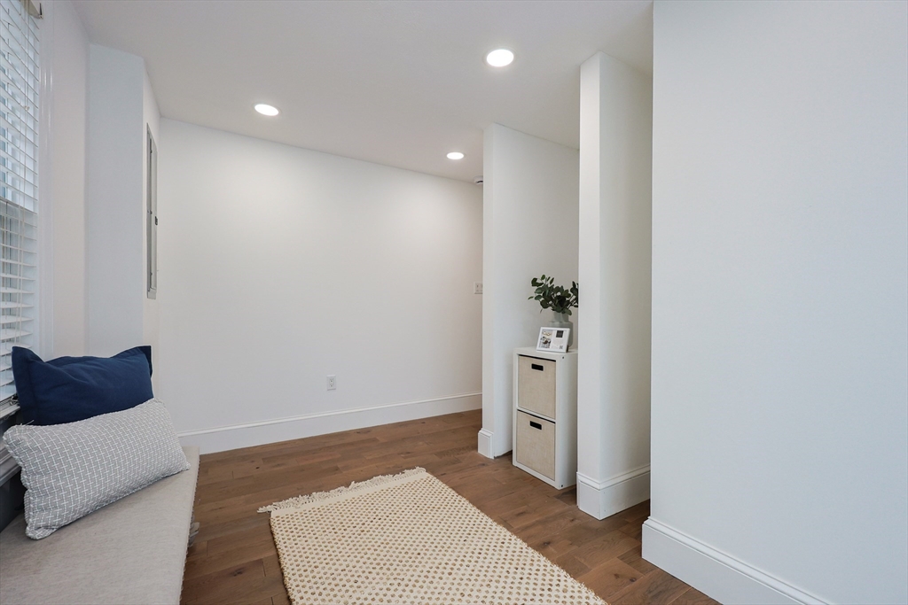 232 Pleasant Street Melrose, MA 02176 - Photo 23 of 37