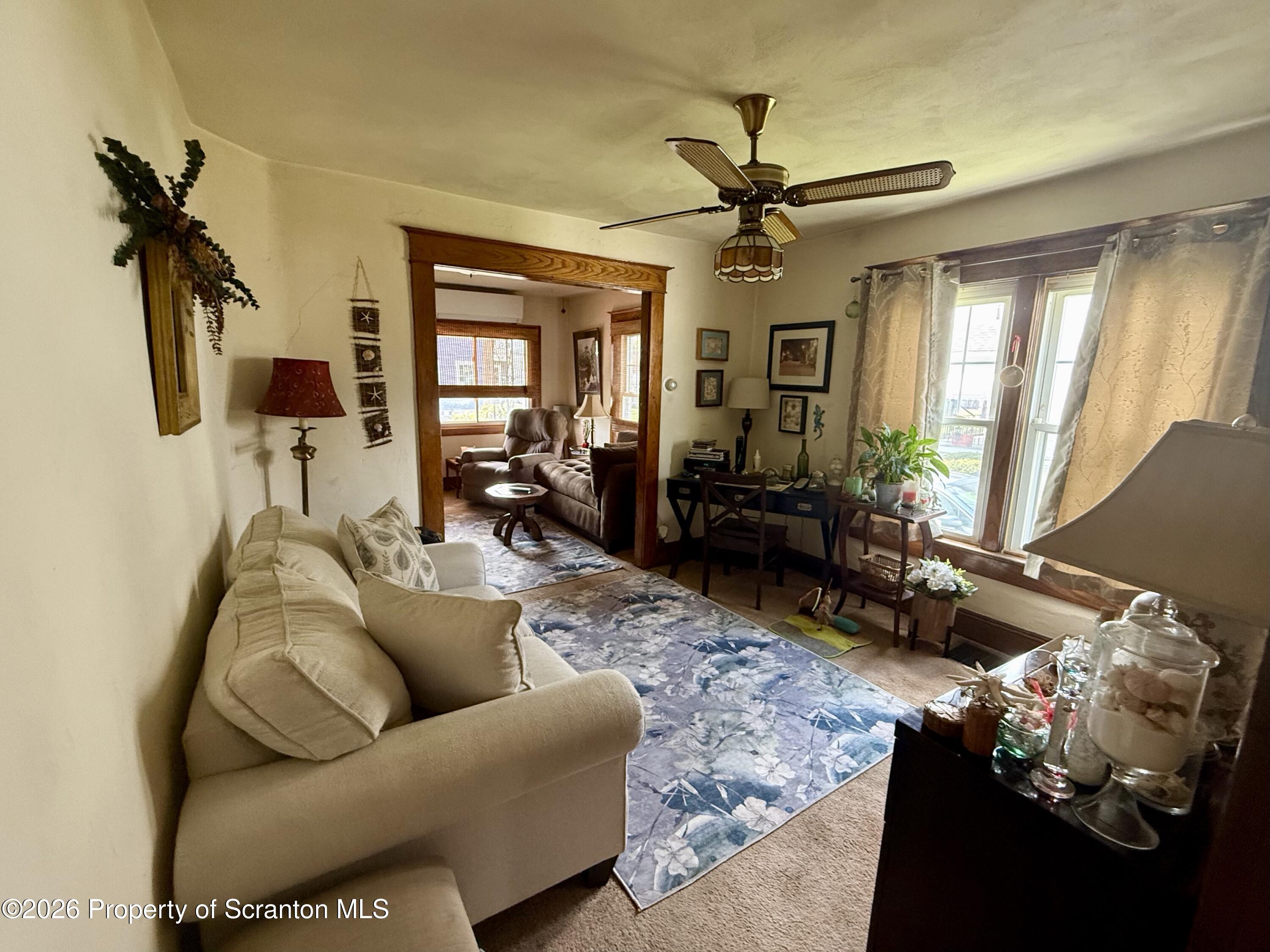 613 Grace Street Scranton, PA 18509 - Photo 11 of 50 Dining Room