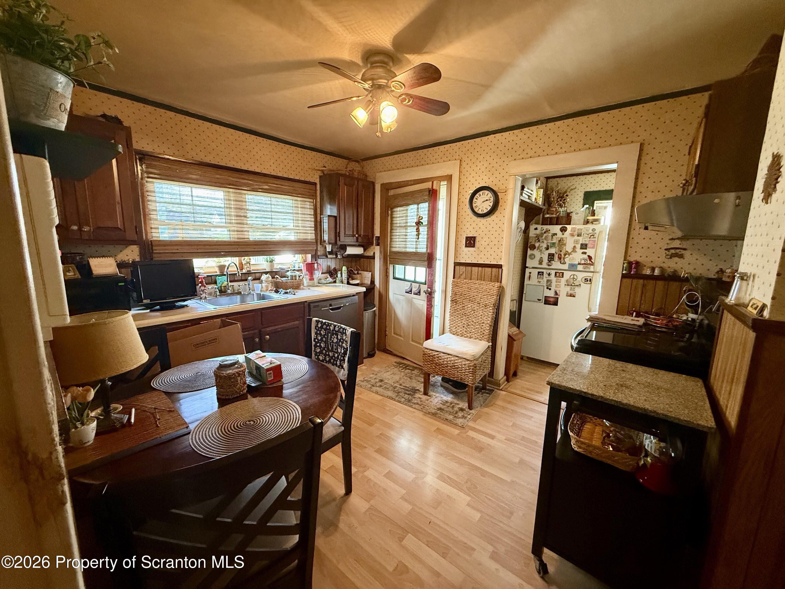 613 Grace Street Scranton, PA 18509 - Photo 12 of 50 Kitchen
