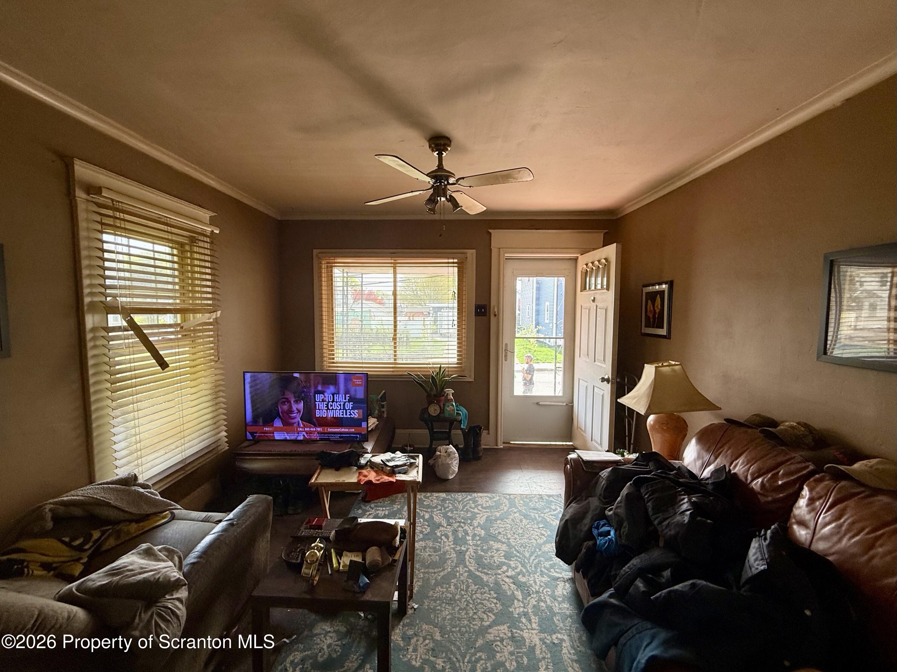 613 Grace Street Scranton, PA 18509 - Photo 24 of 50 Living Room