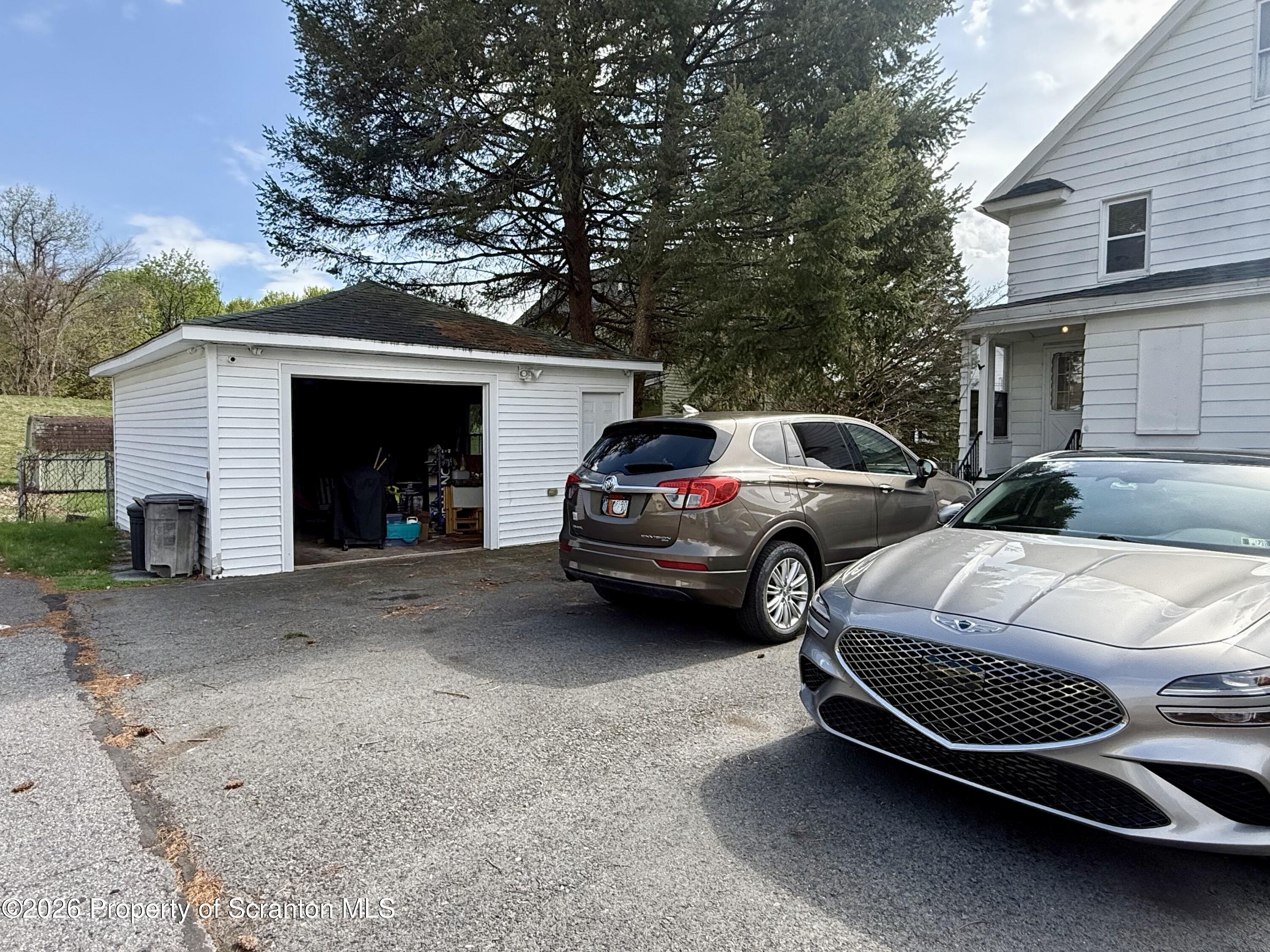 613 Grace Street Scranton, PA 18509 - Photo 41 of 50 Garage and Driveway