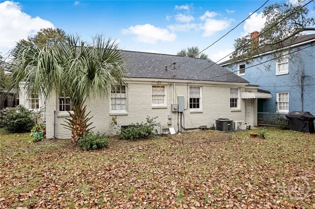 $2,500 | 725 East 53rd Street, Savannah, GA 31405
