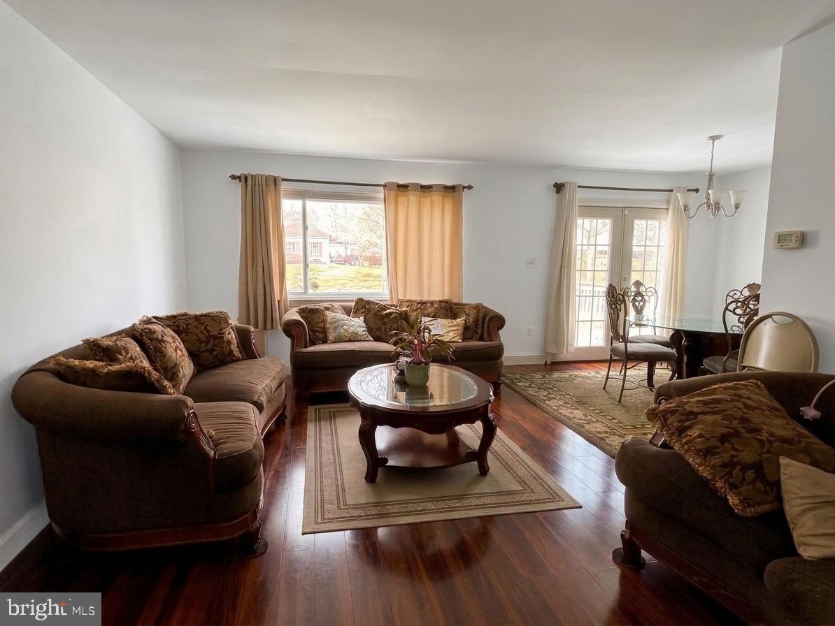 1003 Stag Way Fort Washington, MD 20744 - Photo 6 of 24 Living Room Main