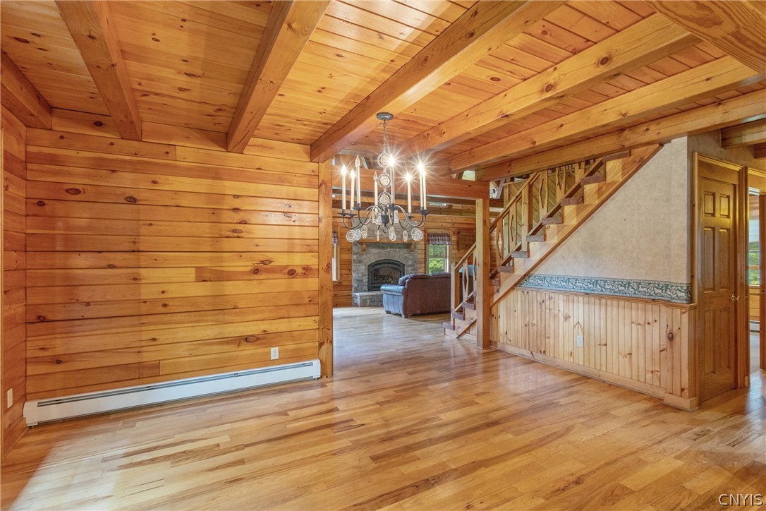 4004 Brunel Road Nelson, NY 13035 - Photo 11 of 43 Large eating area