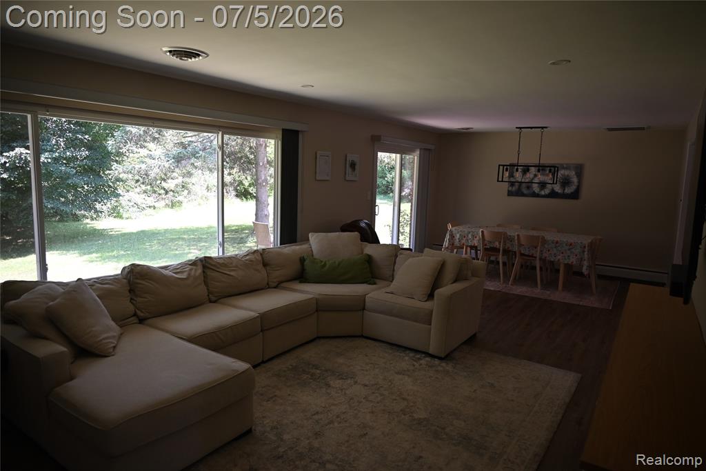917 South Reading Road Bloomfield Hills, MI 48304 - Photo 4 of 41