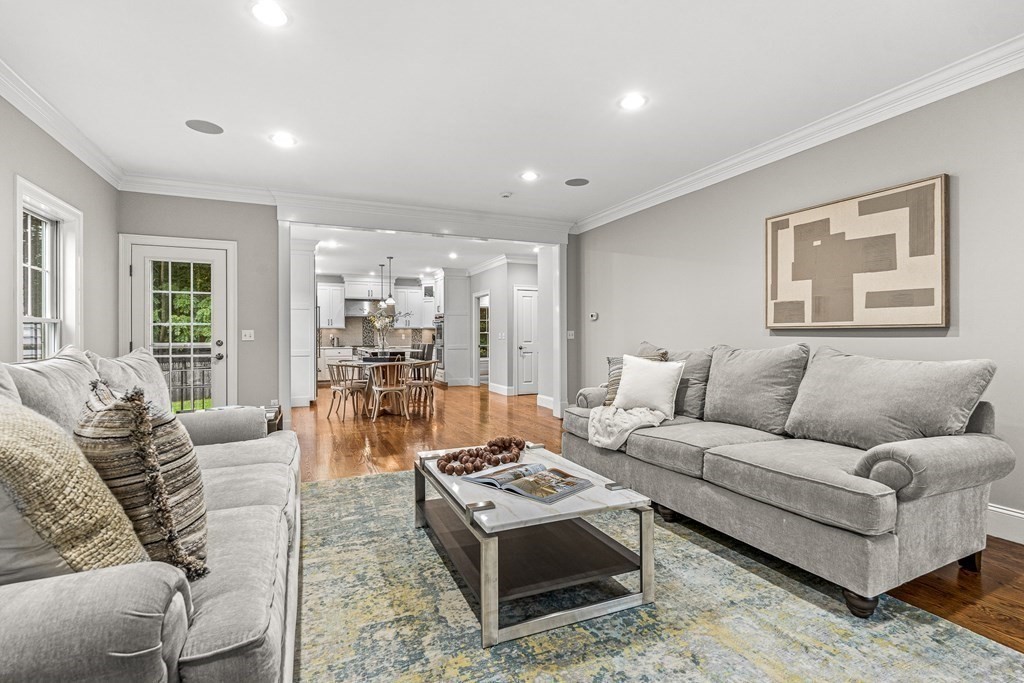 7 Pinevale Avenue Wellesley, MA 02482 - Photo 19 of 34 a living room with furniture and a large window