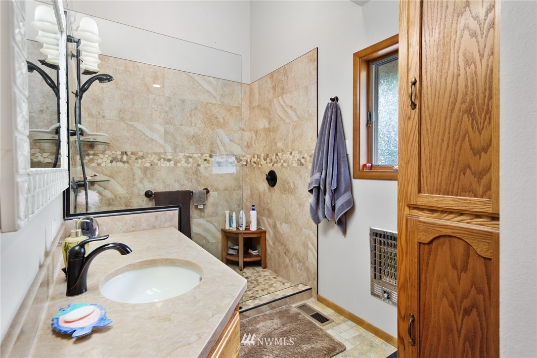 5517 Mission Road Bellingham, WA 98226 - Photo 30 of 40