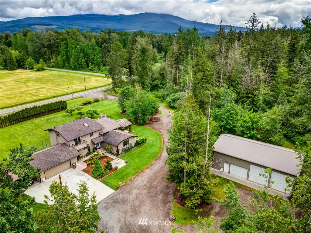 5517 Mission Road Bellingham, WA 98226 - Photo 9 of 40