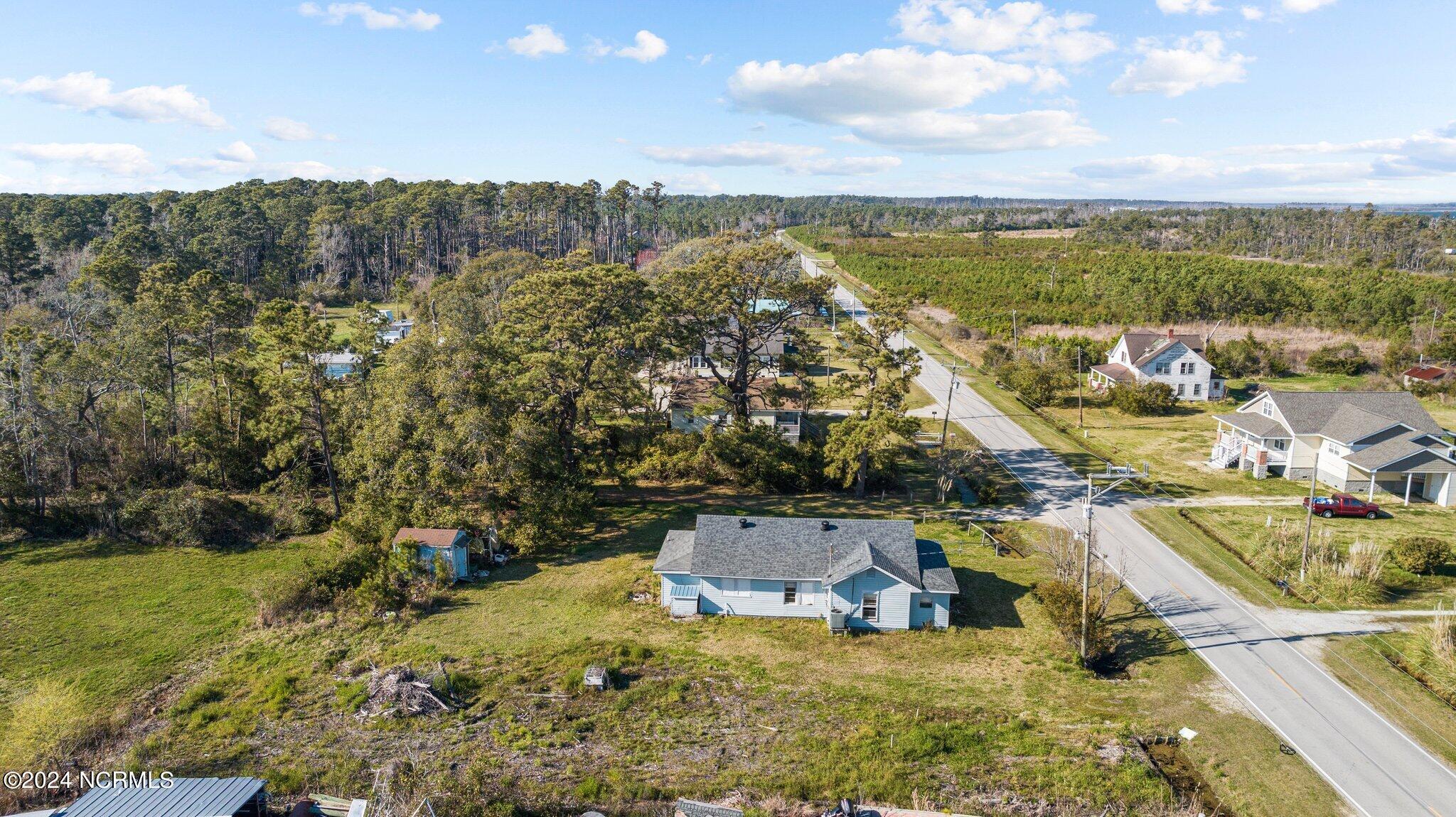 968 Marshallberg Road Marshallberg, NC 28553 - Photo 3 of 24 25-web-or-mls-DJI_0030