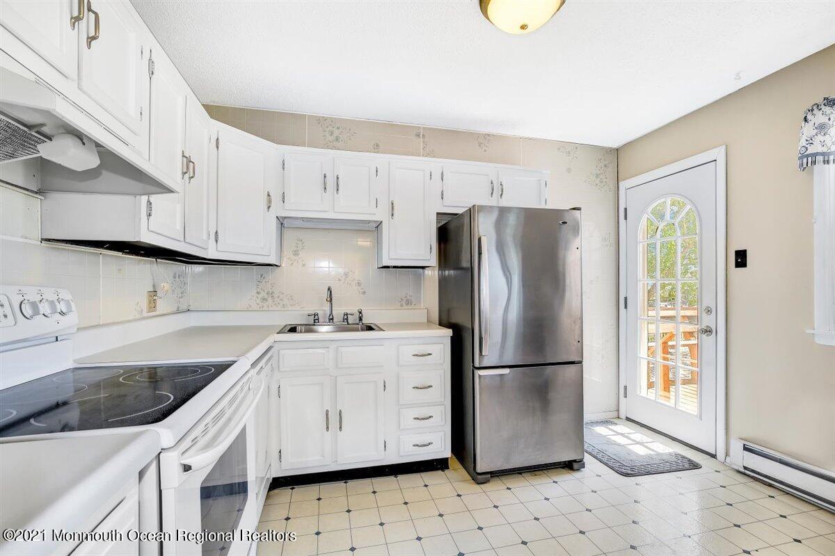 34 Kansas Road Little Egg Harbor, NJ 08087 - Photo 4 of 29 38-34KansasRd_038