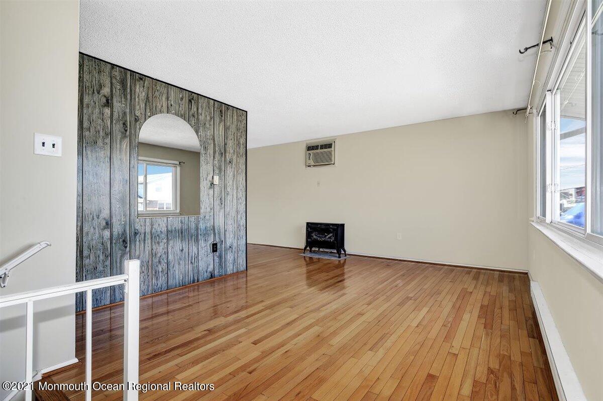 34 Kansas Road Little Egg Harbor, NJ 08087 - Photo 8 of 29 33-34KansasRd_033