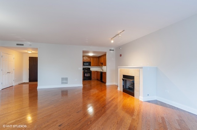 125 North Buffalo Grove Road, Unit 109 Buffalo Grove, IL 60089 - Photo 4 of 14