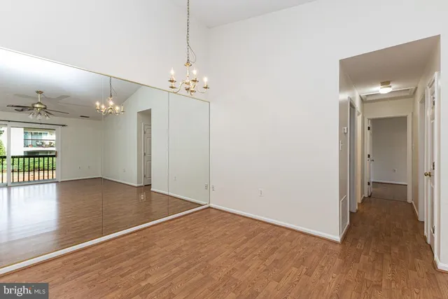 $1,950 | 9472 Scarlet Oak Drive, Unit 9, Manassas, VA 20110