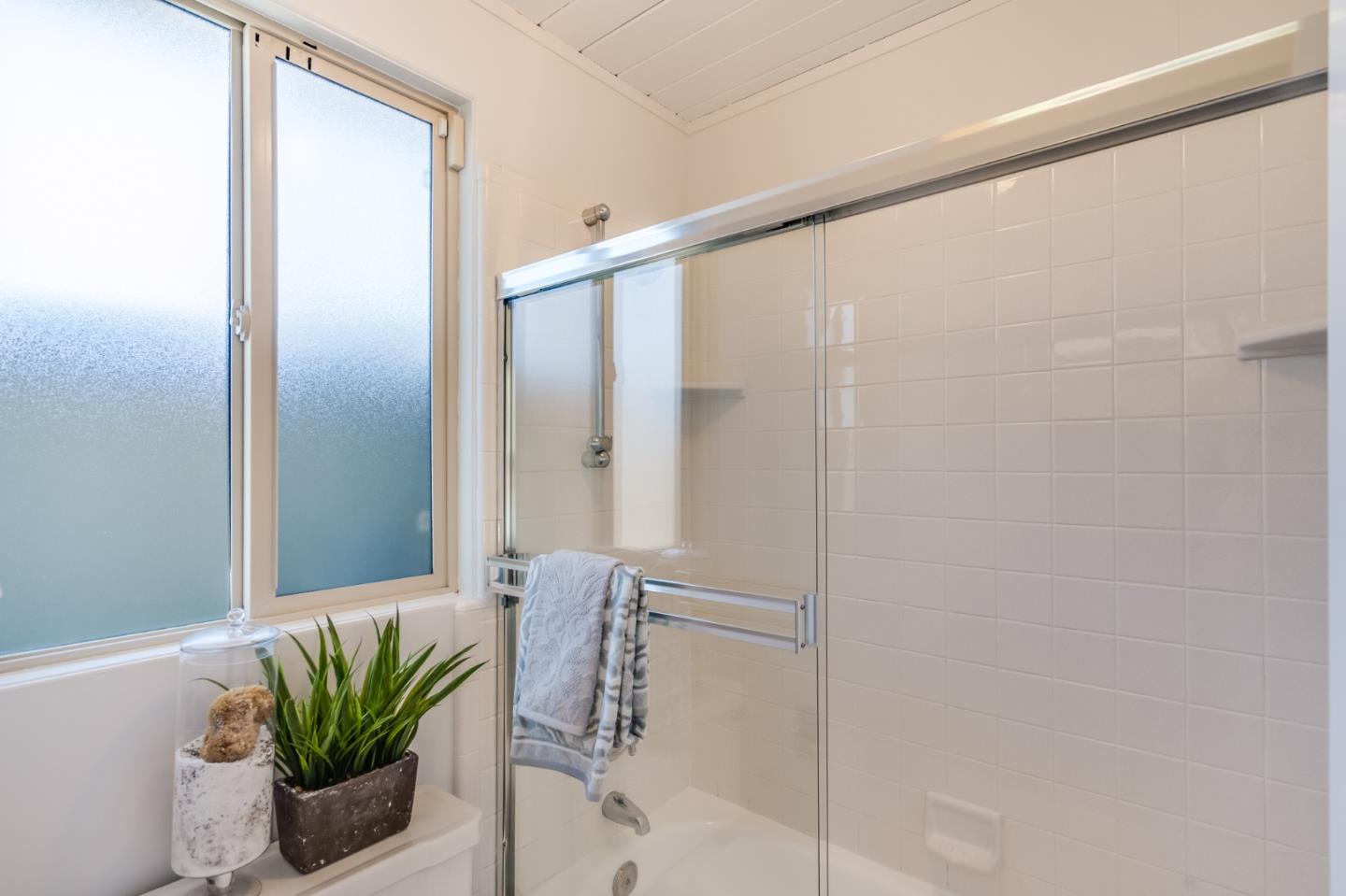 3924 Louis Road Palo Alto, CA 94303 - Photo 24 of 37 a bathroom with a shower