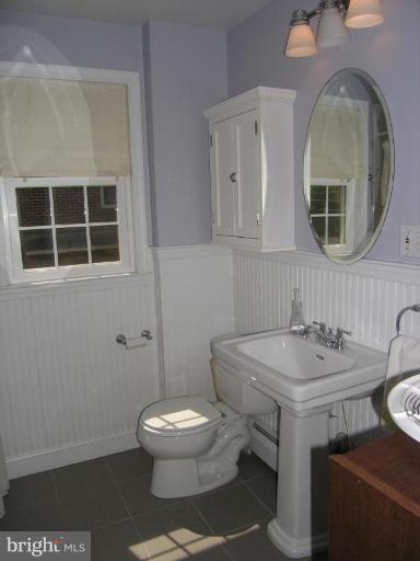 223 Hopkins Road Baltimore, MD 21212 - Photo 6 of 15 Bath #1