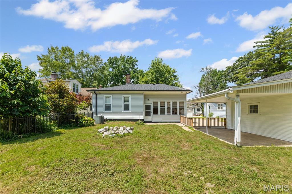 218 Monroe Street Edwardsville, IL 62025 - Photo 8 of 35 Gallery Image 8