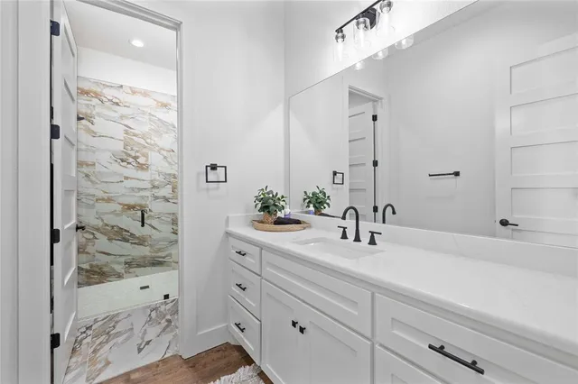 a view of livingroom with furniture and wooden floor