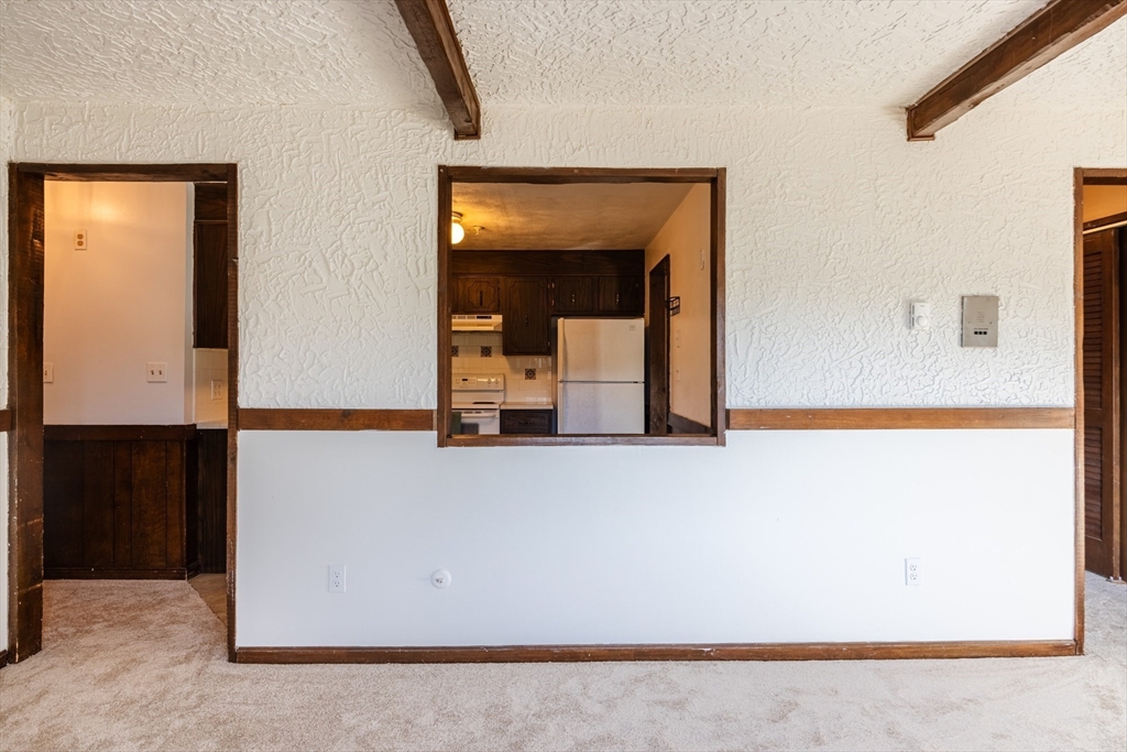 41 Spencer Road, Unit 26G Boxborough, MA 01719 - Photo 8 of 35 a view of an entryway