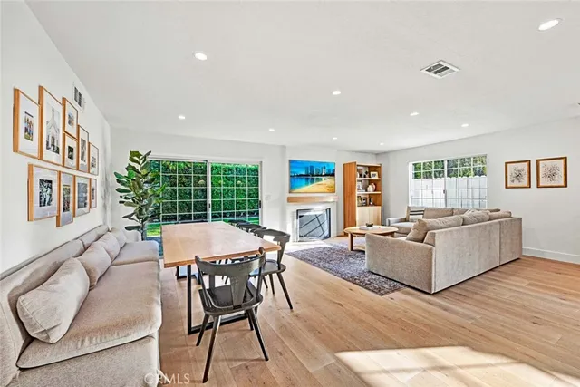 $1,599,000 | 3210 Iowa Street, Costa Mesa, CA 92626