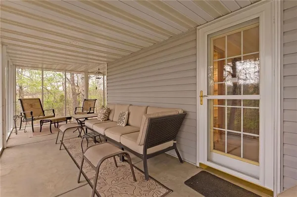 $725,000 | 21150 Farm Road 2020, Crane, MO 65633